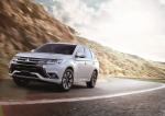 Mitsubishi Outlander PHEV 2017 года (JP)